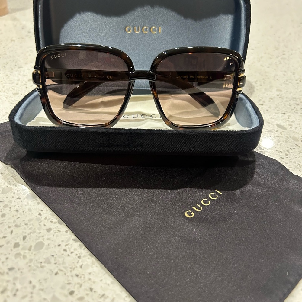 Gucci Brown Tortoiseshell Square Sunglasses with Gradient Brown Lenses